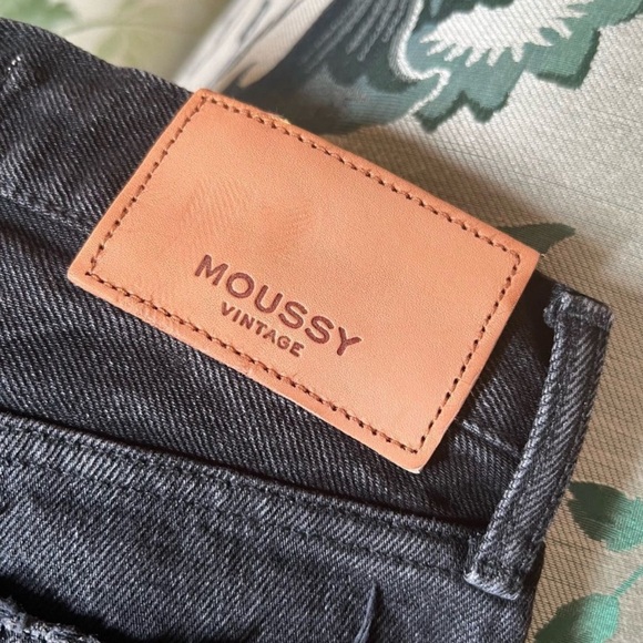Moussy Vintage Staley Tapered Jeans Black Distressed Rock n Roll 24 - Picture 9 of 9